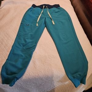 Figs teal bottoms.  Small petite Zamora Joggers. Guc